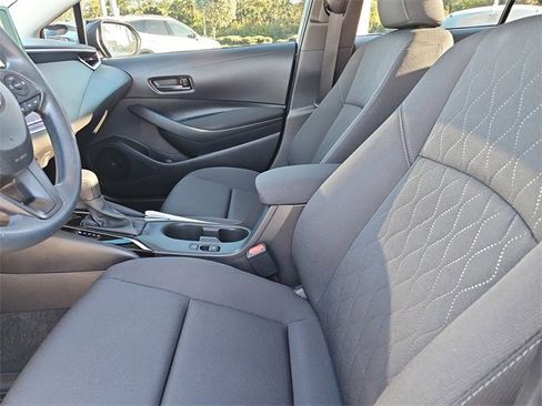 Used 2025 Toyota Corolla LE image 15