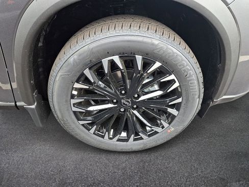 New 2026 Nissan Rogue SV AWD/4WD image 4