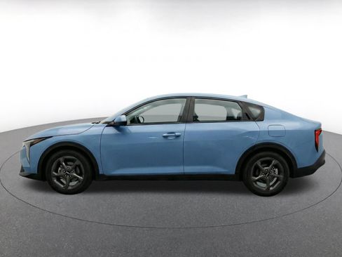 Used 2025 Kia K4 FWD image 4