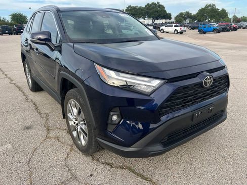 Used 2023 Toyota RAV4 XLE Premium FWD image 3