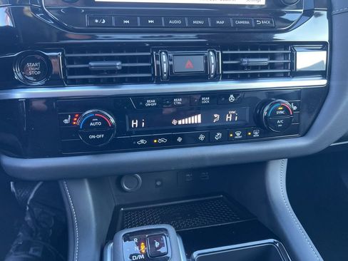 Certified 2025 Nissan Pathfinder SL w/ SL Premium Package image 58