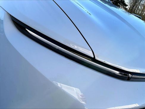 Used 2025 Chevrolet Equinox EV LT image 31