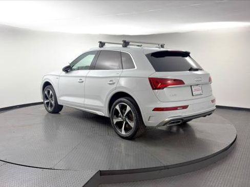 Used 2023 Audi Q5 2.0T Premium Plus w/ Premium Plus Package AWD/4WD image 6