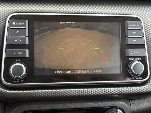 Used 2020 Nissan Kicks SV image 19