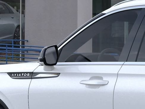 New 2026 Lincoln Aviator Reserve w/ Luxury Package RWD image 21