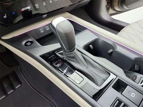 New 2026 Nissan Sentra SL w/ Floor Mat Package image 28