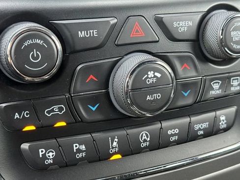 Used 2018 Jeep Grand Cherokee High Altitude AWD/4WD image 28