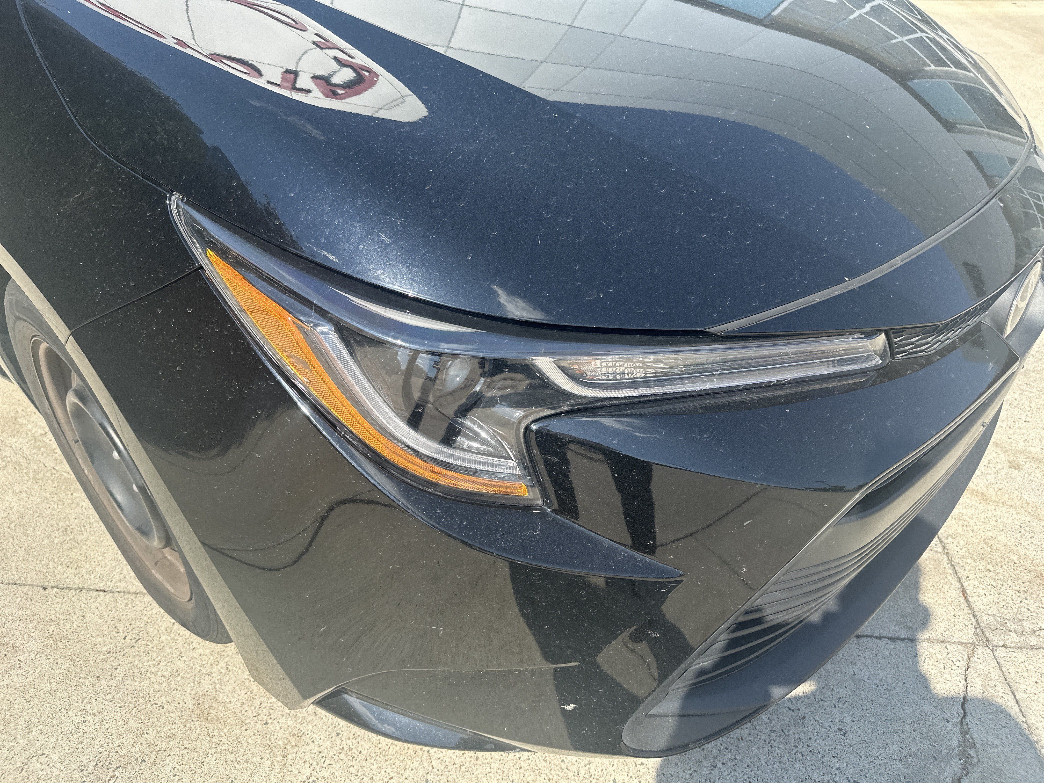Used 2025 Toyota Corolla LE FWD image 11