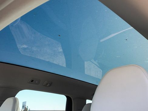 New 2025 Volvo EX90 Ultra w/ Protection Package Premier image 28