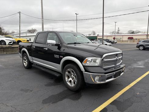Used 2014 RAM 1500 Laramie w/ Convenience Group image 2