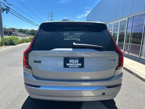 Certified 2025 Volvo XC90 B6 Plus AWD/4WD image 4