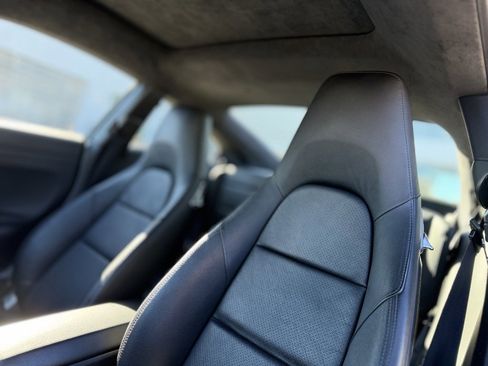 Used 2012 Porsche 911 Carrera S image 16