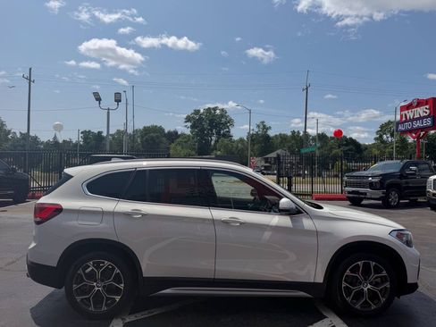 Used 2021 BMW X1 sDrive28i FWD image 4