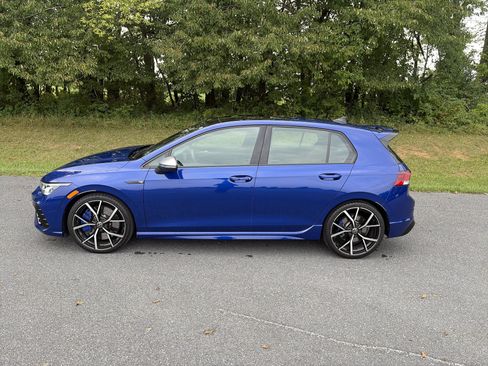 Used 2024 Volkswagen Golf R AWD/4WD image 8