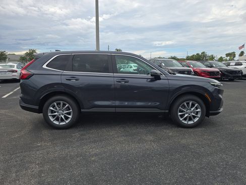 Used 2026 Honda CR-V EX image 3