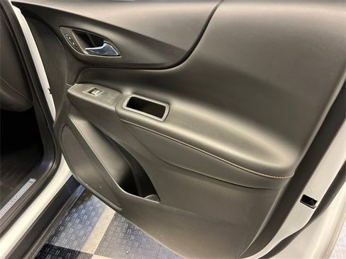Used 2021 Chevrolet Equinox Premier w/ LPO, Floor Liner Package image 12