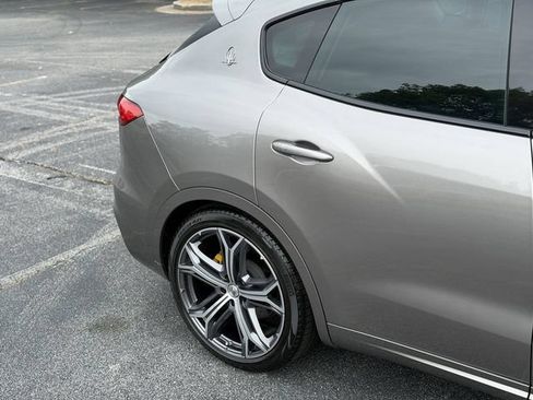 Used 2019 Maserati Levante GTS AWD/4WD image 10