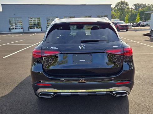 New 2025 Mercedes-Benz GLC 350e 4MATIC image 4