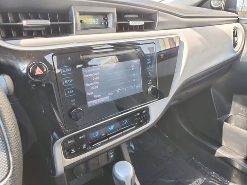 Used 2019 Toyota Corolla LE FWD image 50