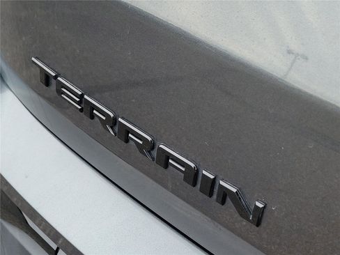 Used 2021 GMC Terrain SLE w/ Driver Convenience Package image 7