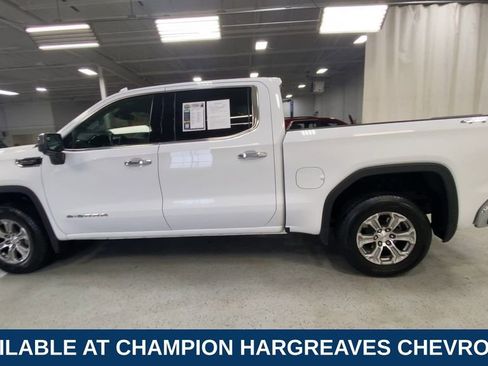 Certified 2025 GMC Sierra 1500 SLT image 7