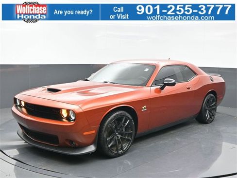 Used 2021 Dodge Challenger R/T Scat Pack image 1