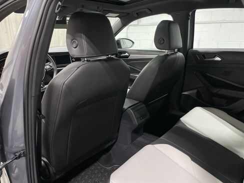 Used 2019 Volkswagen Jetta R-Line FWD image 25
