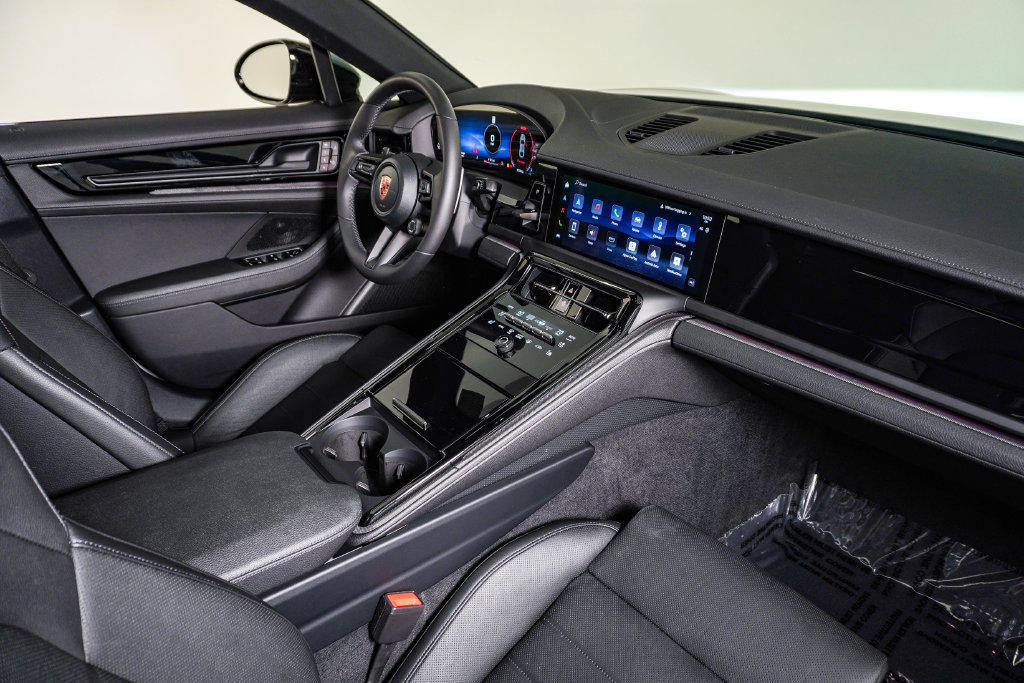 Certified 2026 Porsche Panamera 4 AWD/4WD image 14