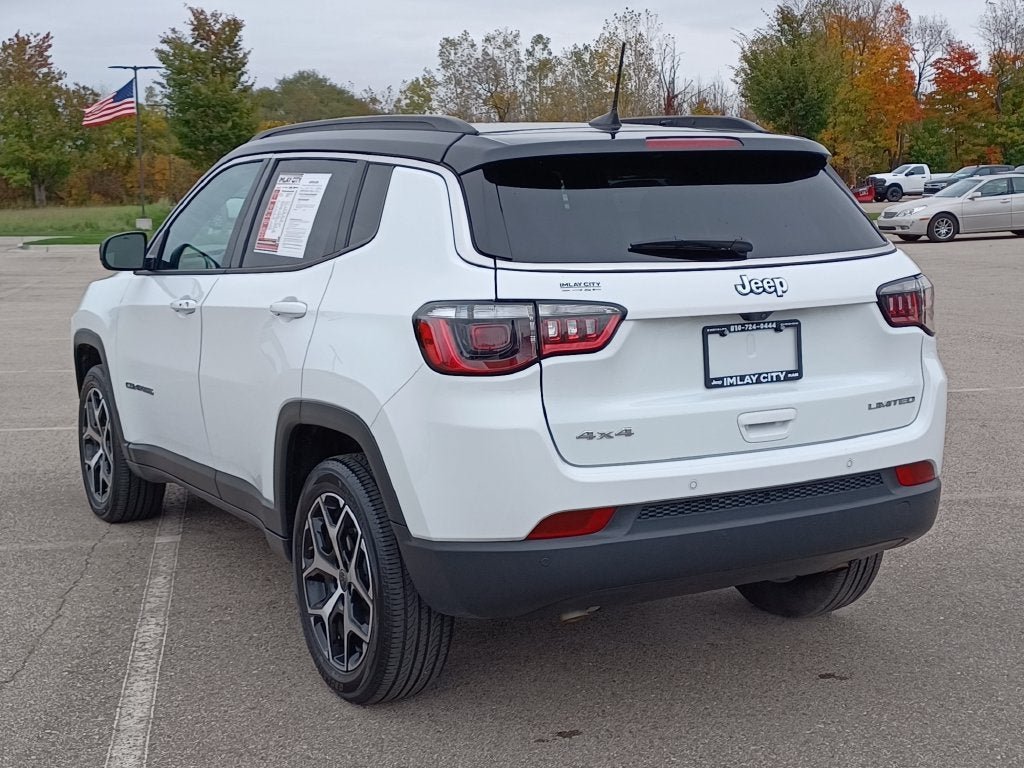 Used 2025 Jeep Compass Limited w/ Sun & Sound Group AWD/4WD image 3