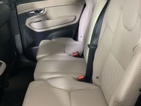 New 2026 Volvo XC90 B5 Core w/ Protection Package Premier image 13