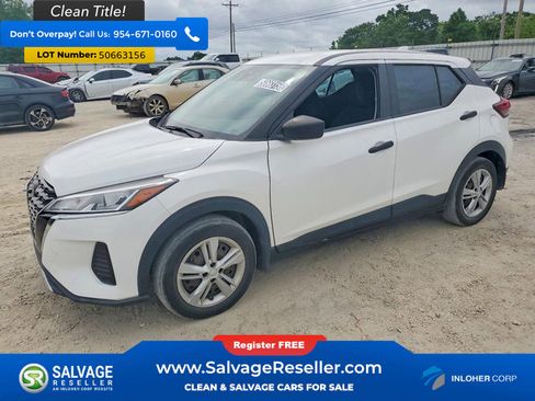 Used 2021 Nissan Kicks S FWD image 1