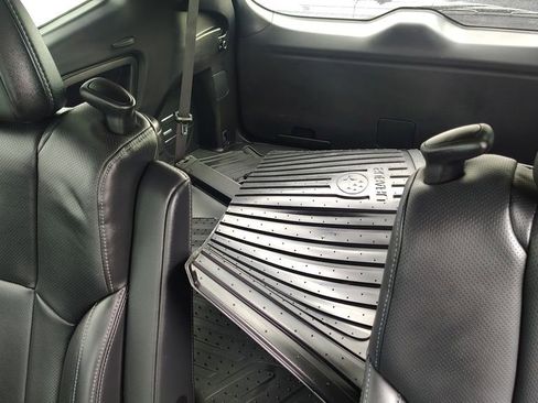 Used 2023 Subaru Ascent Touring image 31