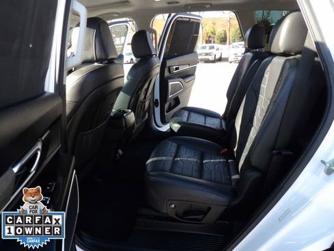 Used 2022 Kia Telluride SX w/ SX Prestige Package image 28