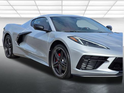 New 2026 Chevrolet Corvette Stingray Coupe w/ Battery Protection Package image 39