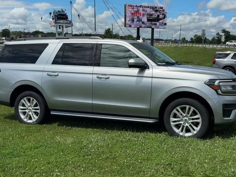 Used 2022 Ford Expedition Max XLT AWD/4WD image 8
