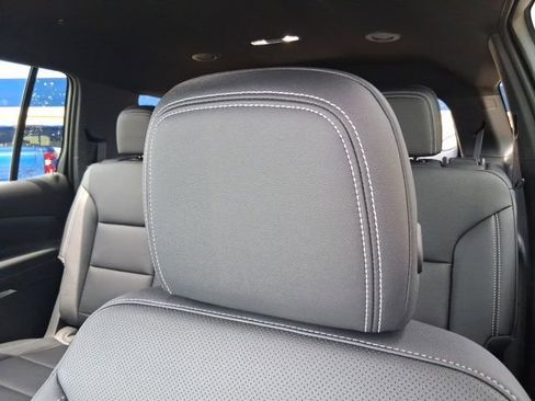 New 2026 Chevrolet Traverse LT w/ Driver Confidence Package FWD image 19