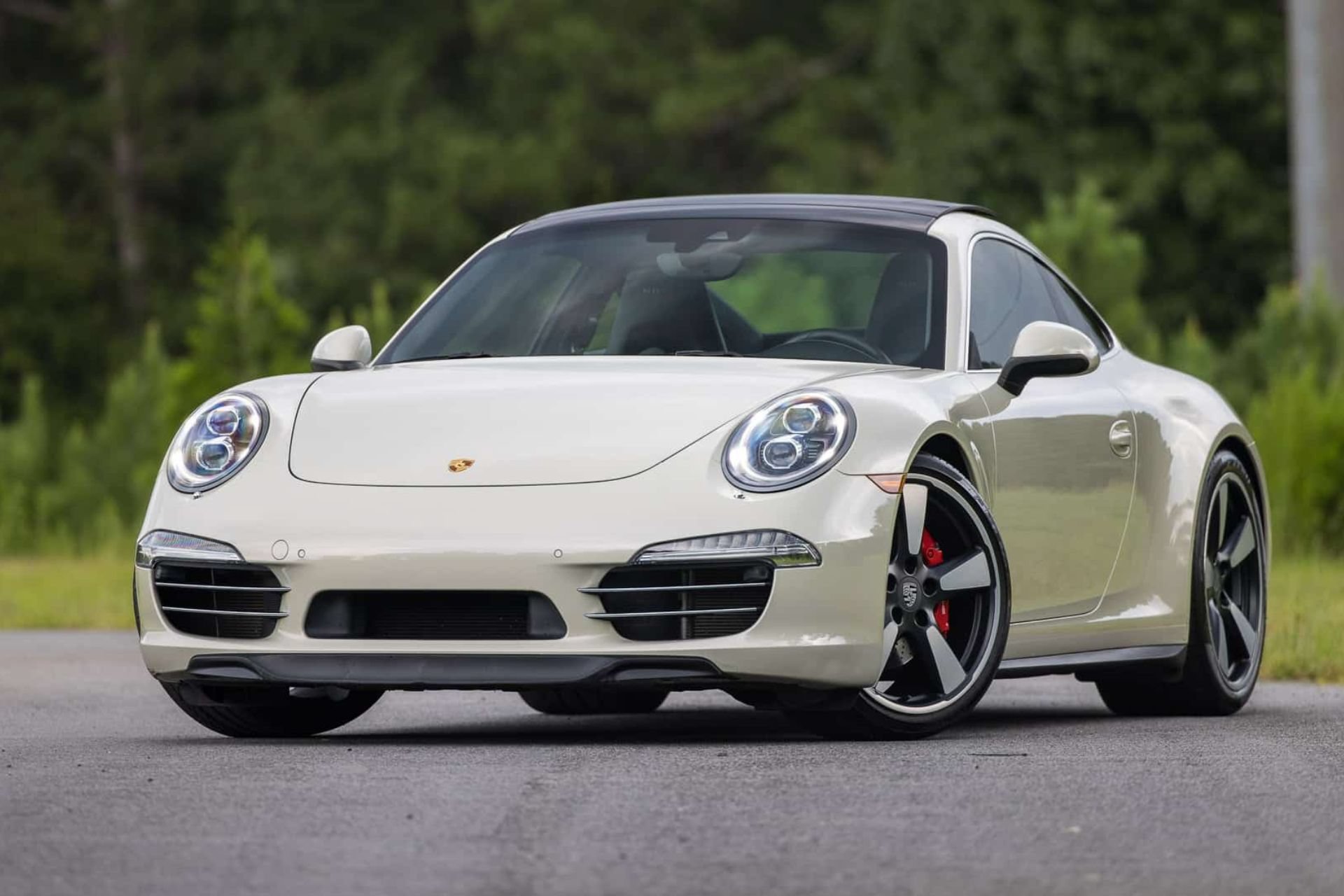 Used 2014 Porsche 911 Carrera S RWD image 2