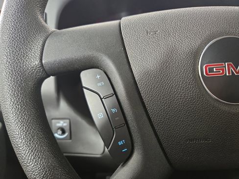 Certified 2023 GMC Savana 2500 Work Van w/ Driver Convenience Package image 15