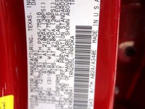 Used 2014 Toyota Tacoma PreRunner w/ SR5 Package image 20