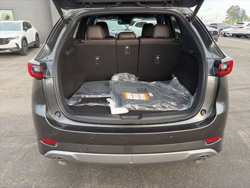 New 2025 MAZDA CX-5 Signature image 10