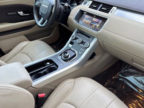 Used 2017 Land Rover Range Rover Evoque SE Premium AWD/4WD image 34