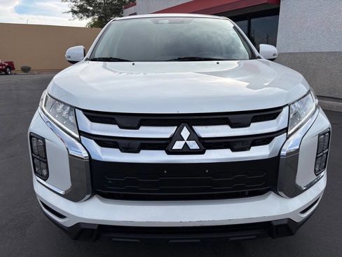 Used 2021 Mitsubishi Outlander Sport SE image 2