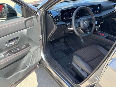 New 2026 Nissan Kicks SR image 8