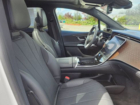 Used 2025 Mercedes-Benz EQE 350+ SUV image 11