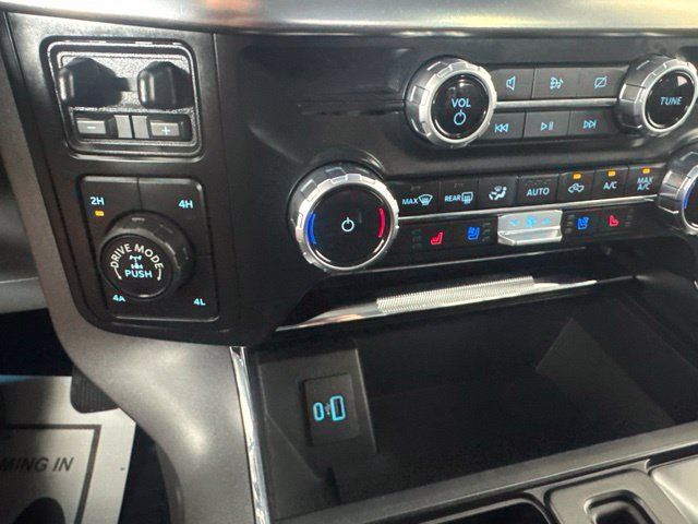 Used 2023 Ford F150 Lariat w/ Trailer Tow Package AWD/4WD image 16