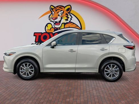 Used 2025 MAZDA CX-5 AWD 2.5 S w/ Select Package image 9