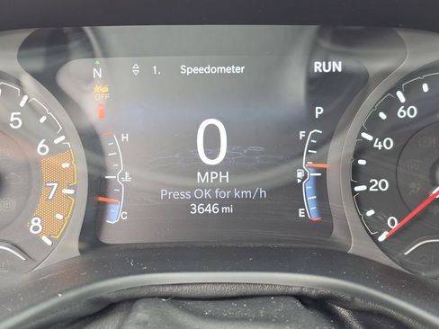 Used 2022 Jeep Compass Latitude FWD image 29