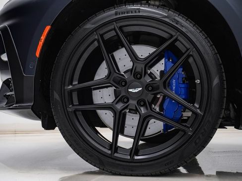Used 2026 Aston Martin DBX 707 AWD/4WD image 15
