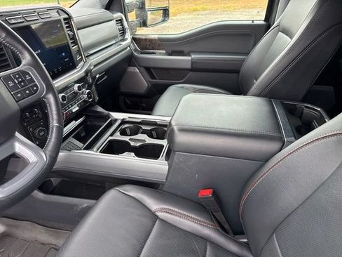 Used 2024 Ford F350 Lariat w/ Black Appearance Package AWD/4WD image 28