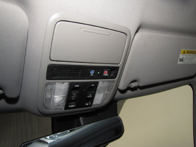 Used 2021 Honda Pilot Touring image 31